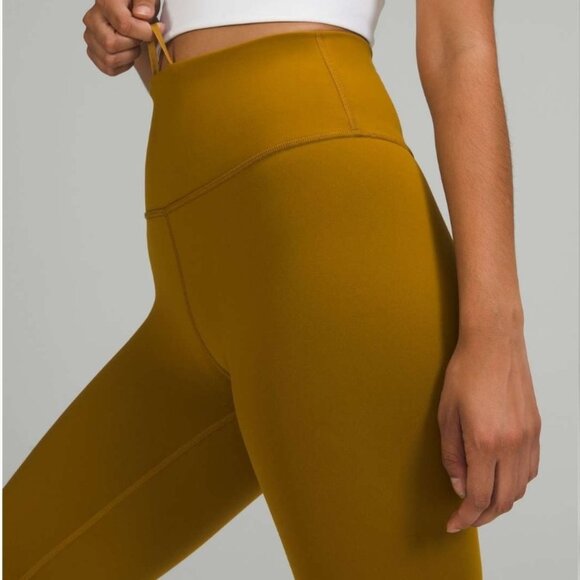 Lululemon Wunder Train Leggings - Picture 3 of 10